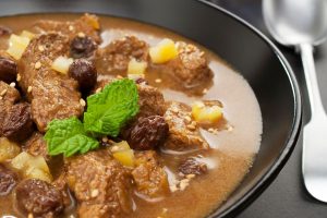 Beef Tajine with Apples or Raisins